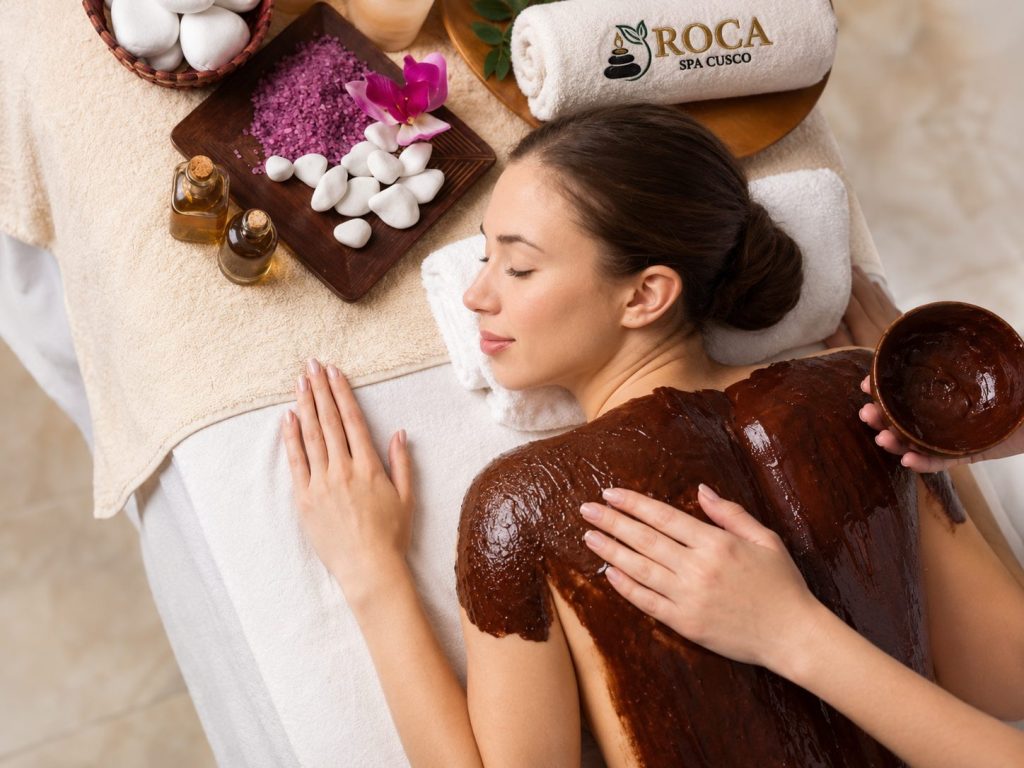 chocolate facial for women at Roca Spa in Cusco